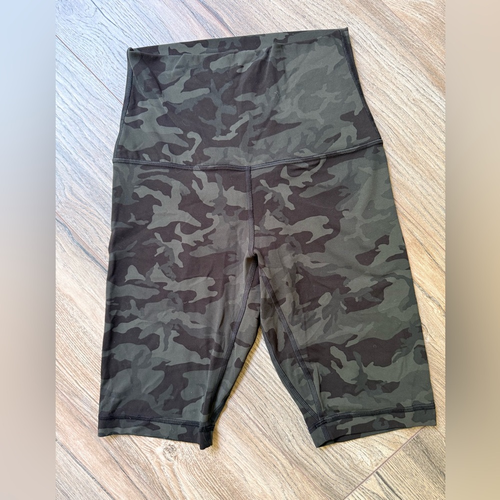 Lululemon Align 8” Camouflage Bike Shorts